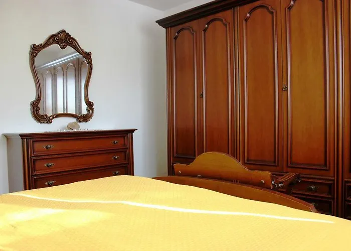 Apartment Discover Italy *
